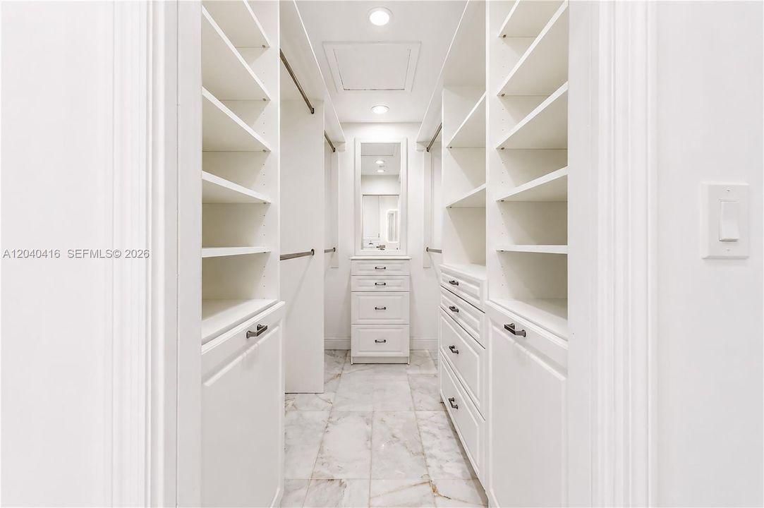 For Sale: $735,000 (4 beds, 2 baths, 1796 Square Feet)