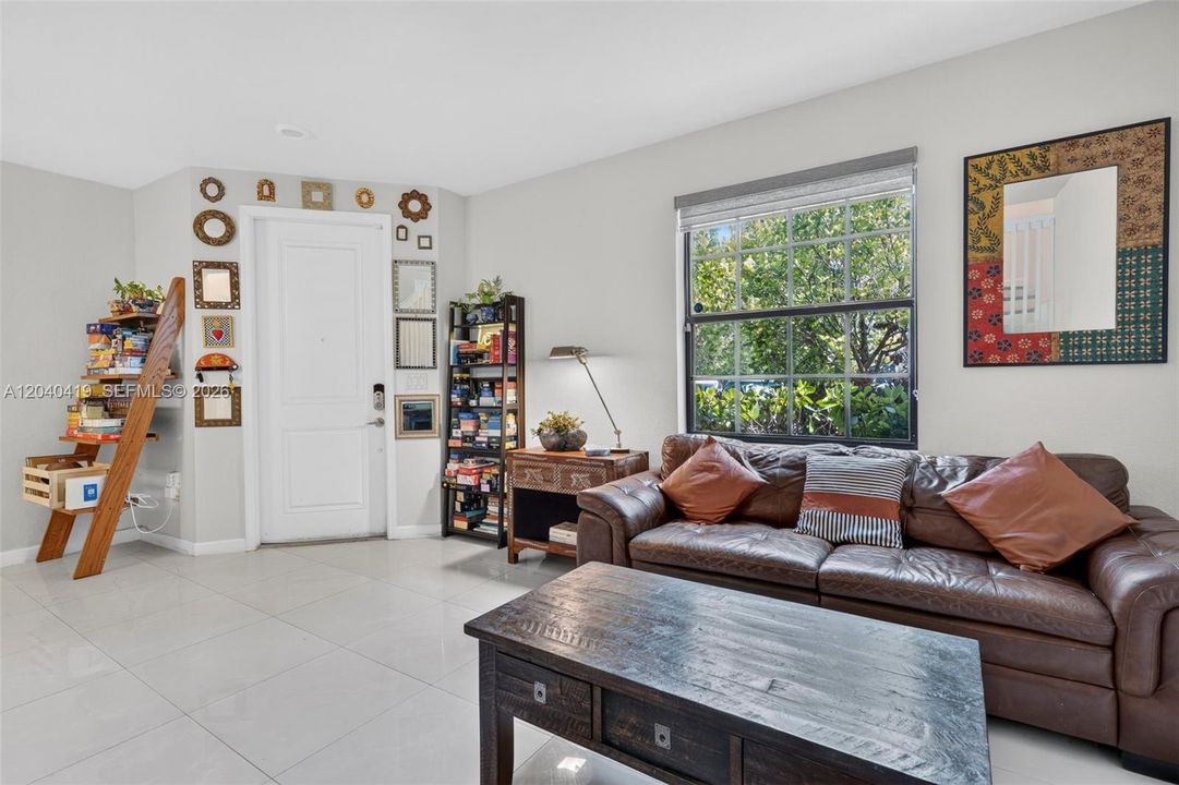 For Sale: $415,000 (3 beds, 2 baths, 1659 Square Feet)