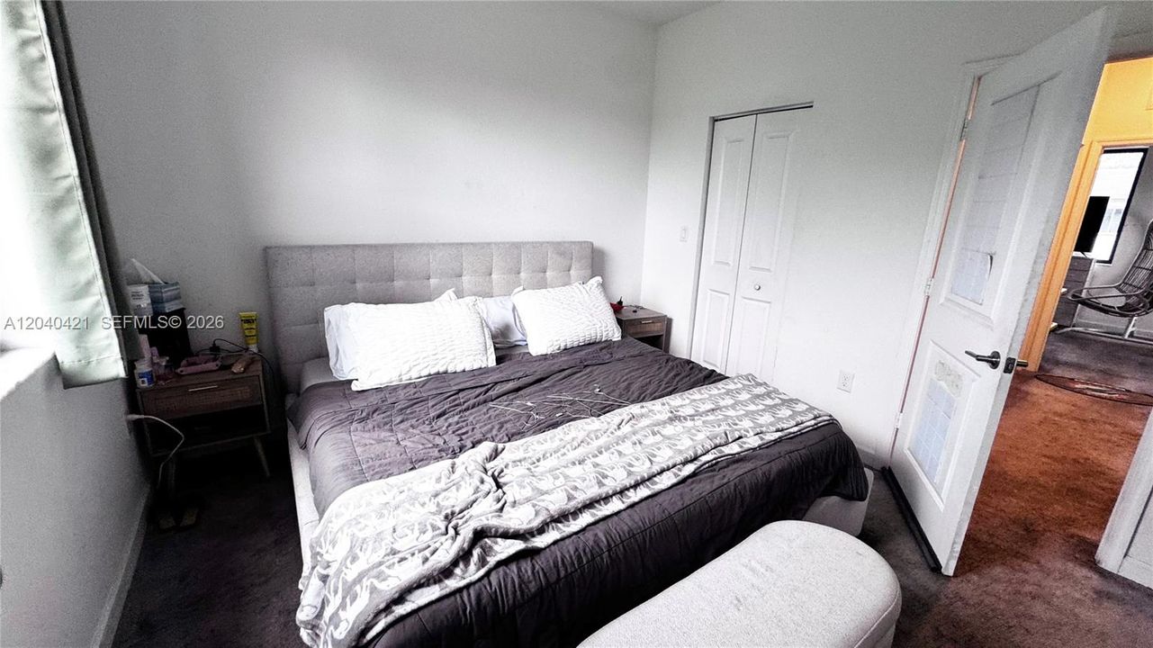 For Sale: $465,000 (3 beds, 3 baths, 1320 Square Feet)