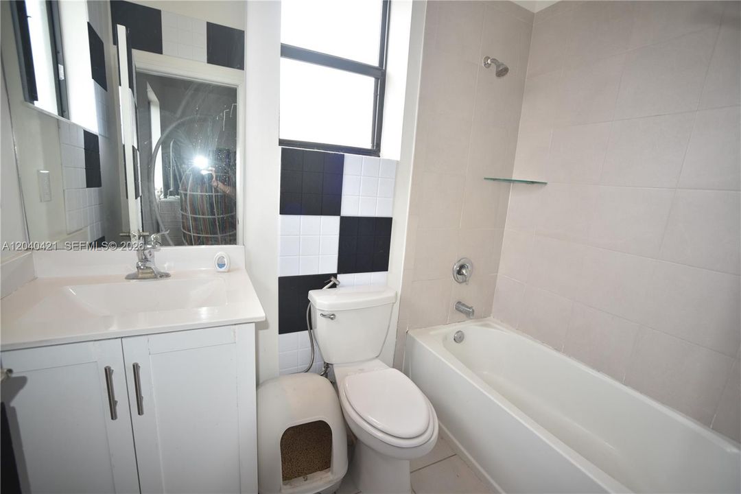 For Sale: $465,000 (3 beds, 3 baths, 1320 Square Feet)