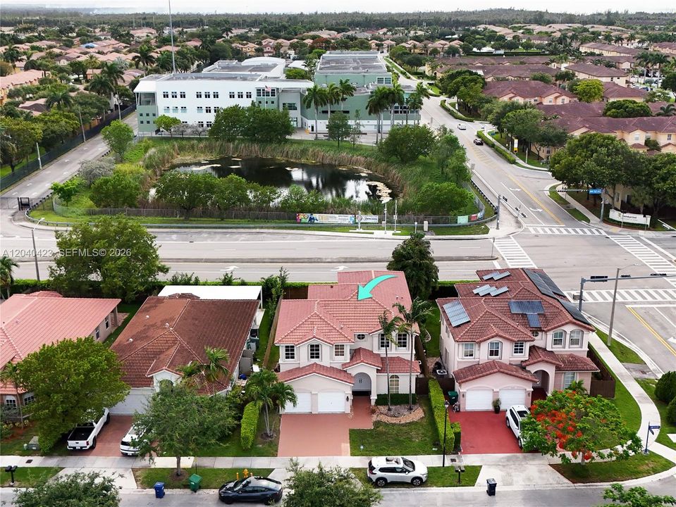 For Sale: $920,000 (4 beds, 4 baths, 2975 Square Feet)