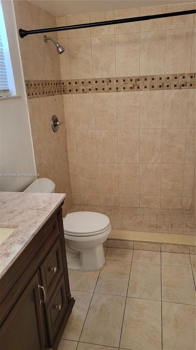 В аренду: $1,660 (1 спален, 1 ванн, 779 Квадратных фут)