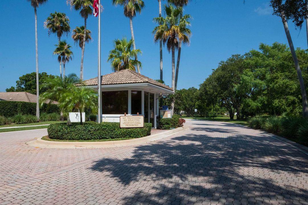 4401 Water Oak Ct-38