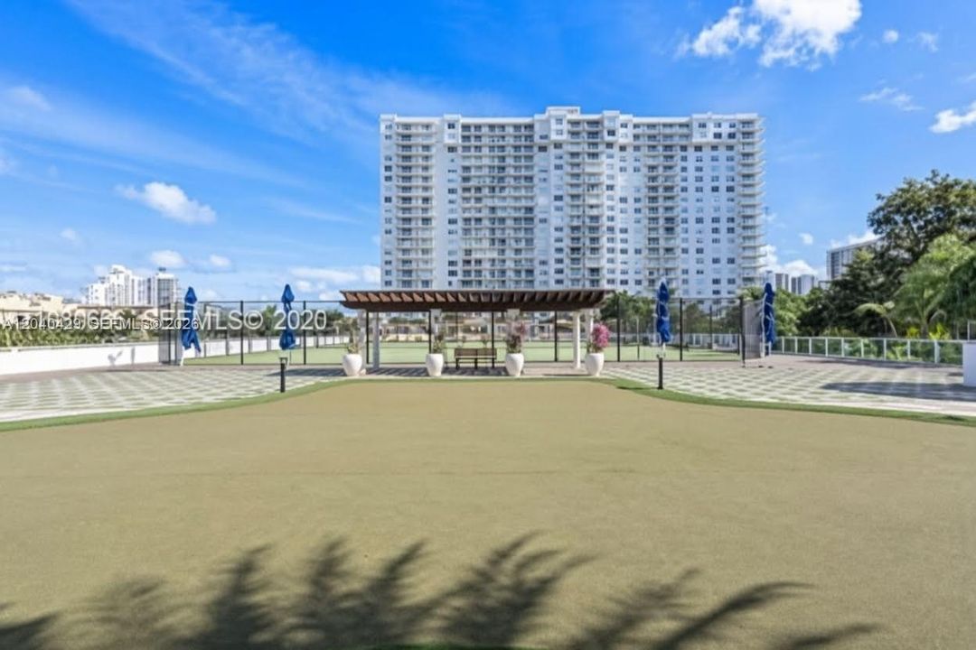 В аренду: $2,299 (1 спален, 1 ванн, 1066 Квадратных фут)