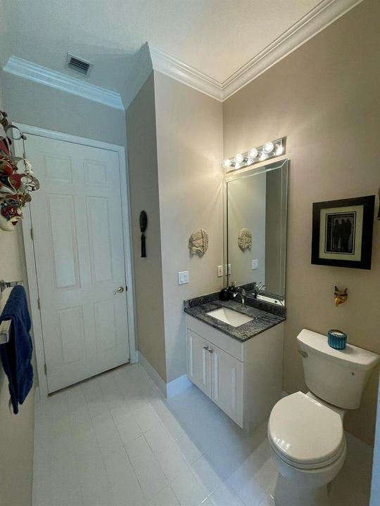 Cabana Three Piece Bathroom