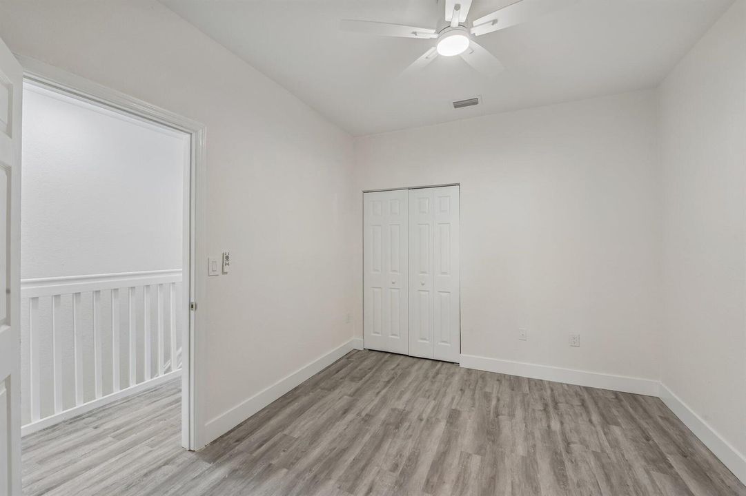 21-web-or-mls-Saint Tropez Ln-S1706-021