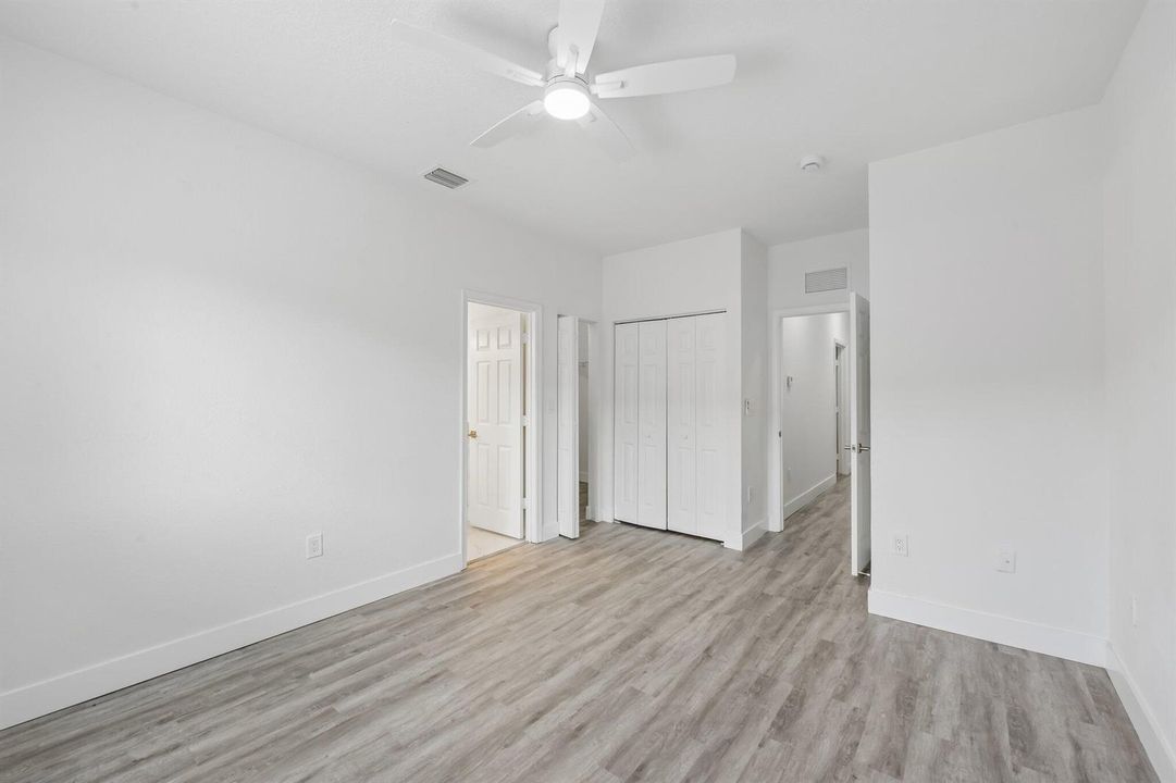 16-web-or-mls-Saint Tropez Ln-S1706-016