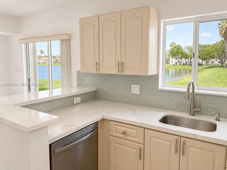 For Rent: $2,300 (3 beds, 2 baths, 1099 Square Feet)