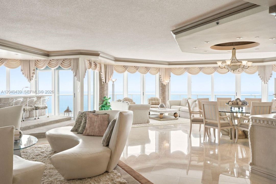 В аренду: $25,000 (4 спален, 4 ванн, 4500 Квадратных фут)