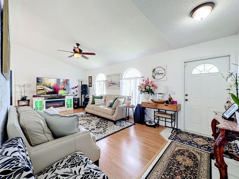 985 Canton Street NW-26
