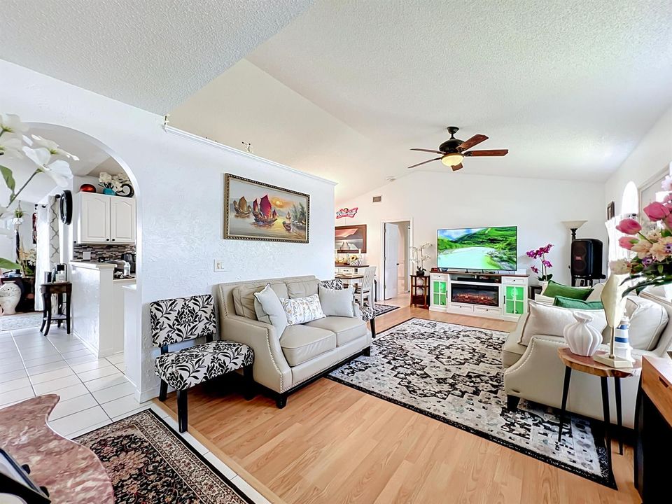 985 Canton Street NW-25