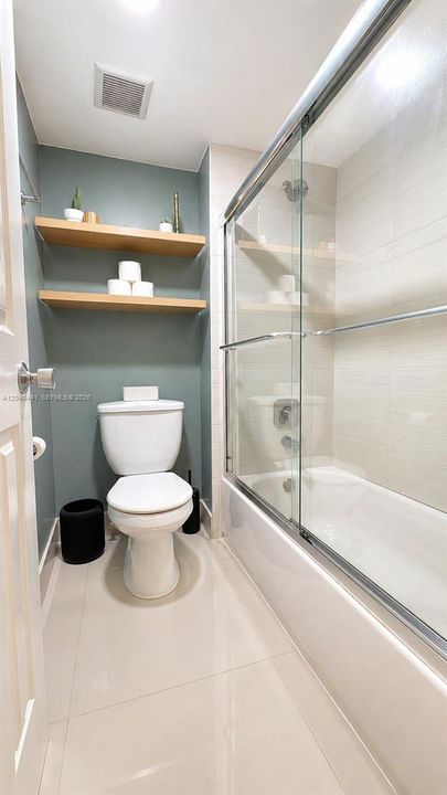 En Venta: $334,900 (2 camas, 2 baños, 1231 Pies cuadrados)