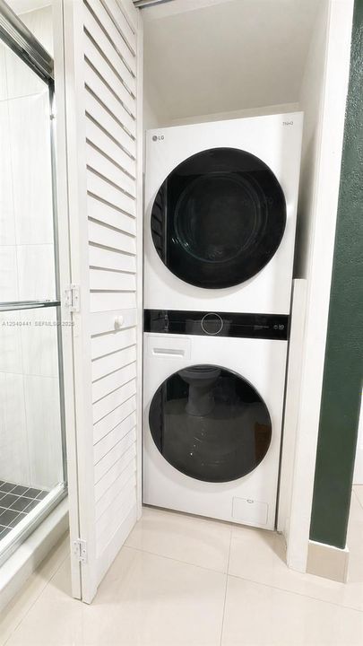 En Venta: $334,900 (2 camas, 2 baños, 1231 Pies cuadrados)
