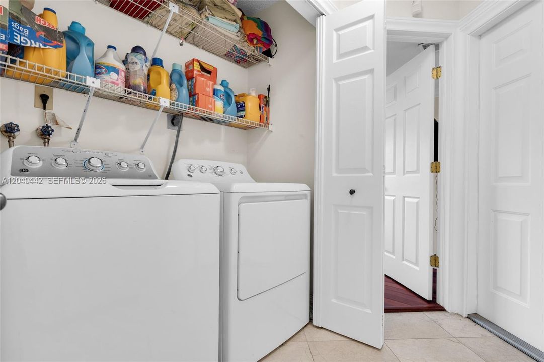 Recently Sold: $649,990 (3 beds, 2 baths, 1444 Square Feet)