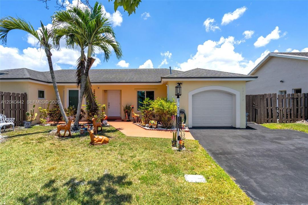 Recently Sold: $649,990 (3 beds, 2 baths, 1444 Square Feet)