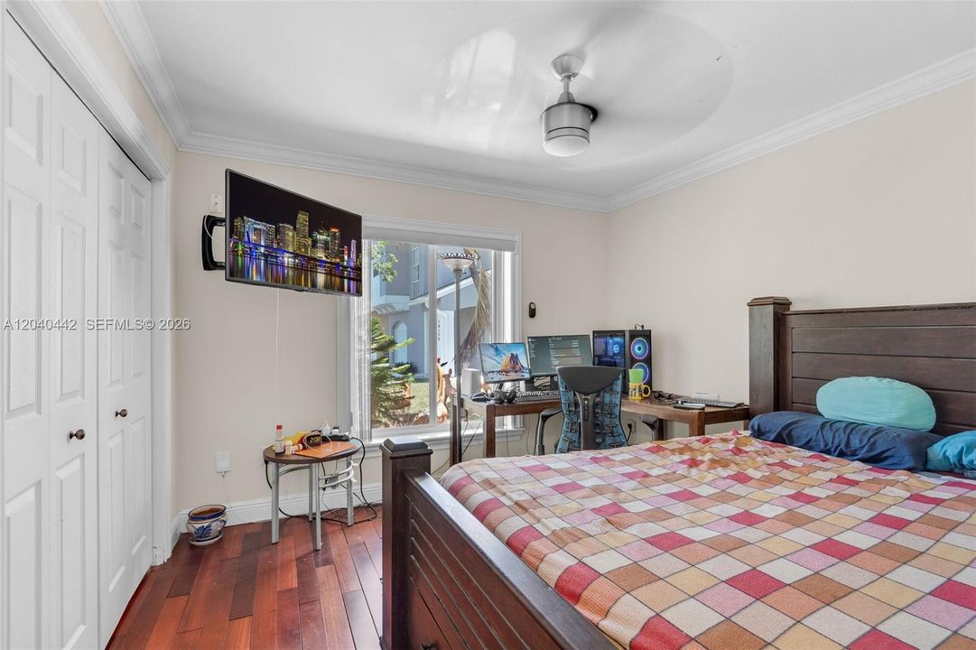 Recently Sold: $649,990 (3 beds, 2 baths, 1444 Square Feet)