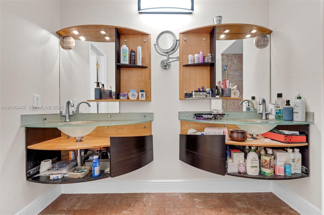 Recently Sold: $649,990 (3 beds, 2 baths, 1444 Square Feet)