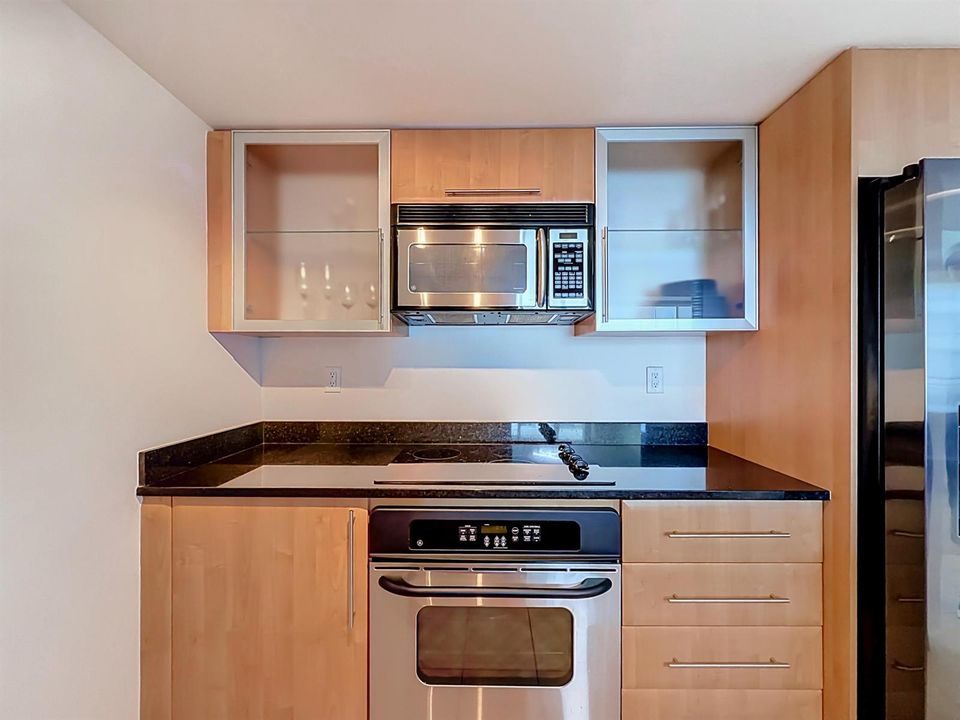 610 W Las Olas Boulevard #1819-20