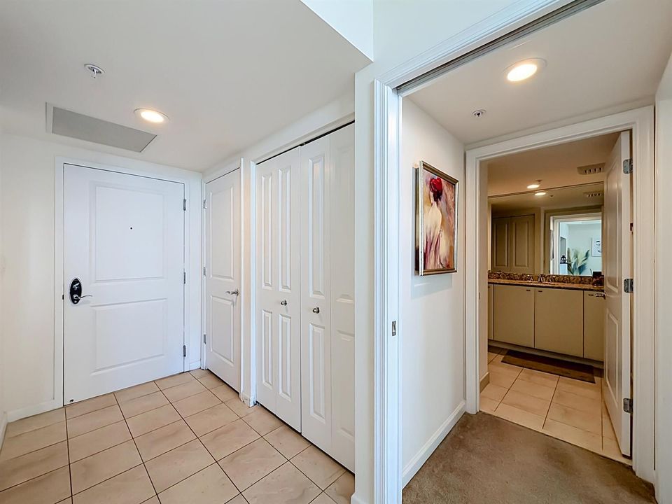 610 W Las Olas Boulevard #1819-24
