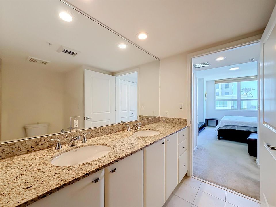 610 W Las Olas Boulevard #1819-46