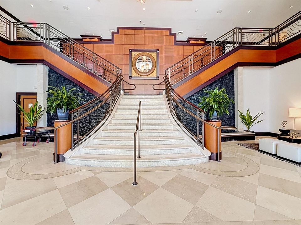 610 W Las Olas Boulevard #1819-81