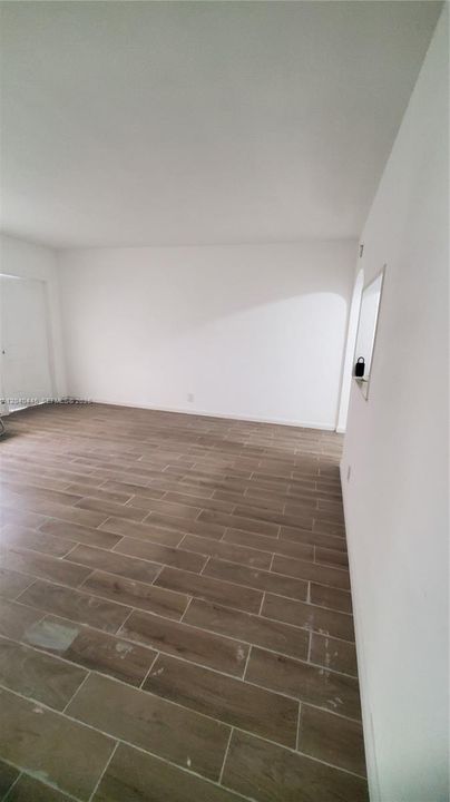 В аренду: $2,000 (2 спален, 2 ванн, 1760 Квадратных фут)