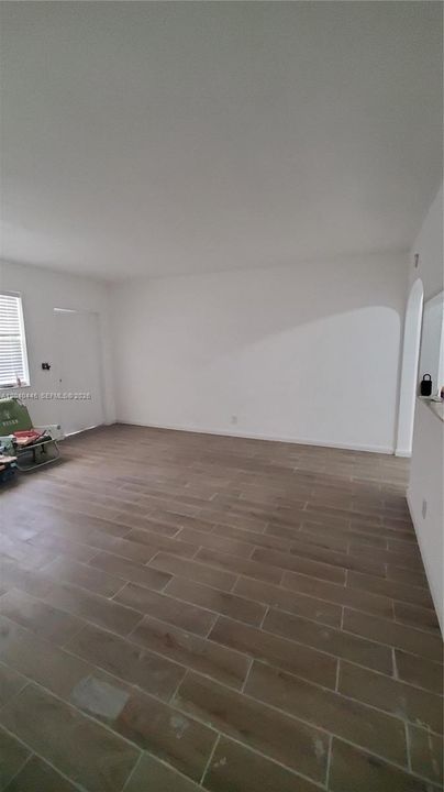 В аренду: $2,000 (2 спален, 2 ванн, 1760 Квадратных фут)