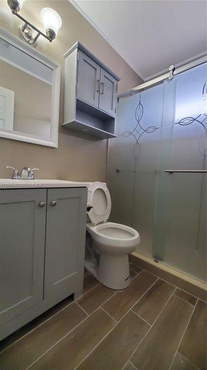 В аренду: $2,000 (2 спален, 2 ванн, 1760 Квадратных фут)
