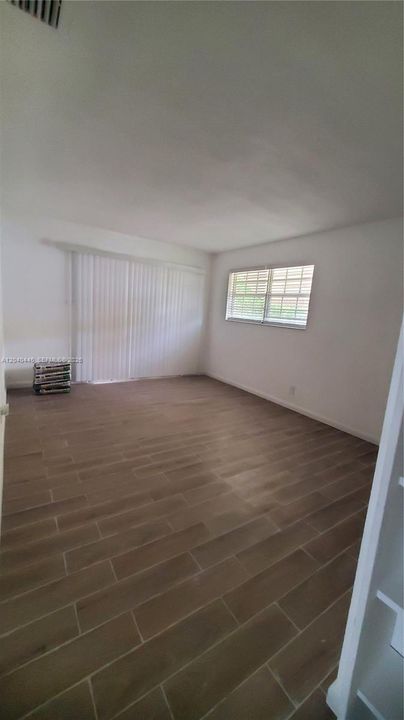 В аренду: $2,000 (2 спален, 2 ванн, 1760 Квадратных фут)