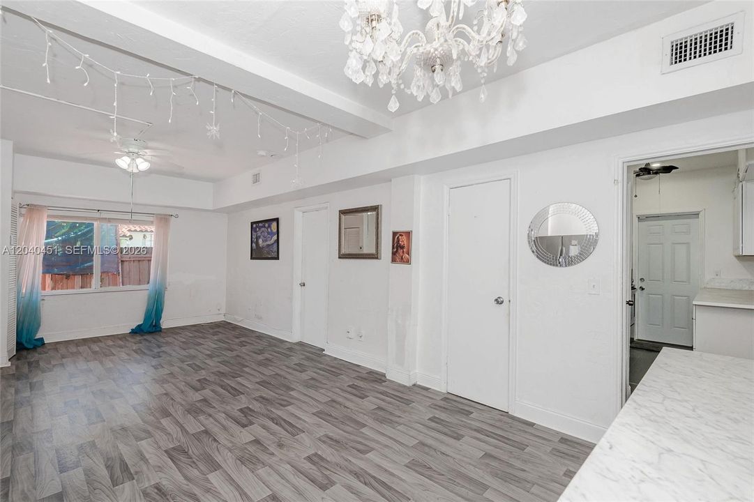 For Sale: $679,000 (0 beds, 0 baths, 1762 Square Feet)