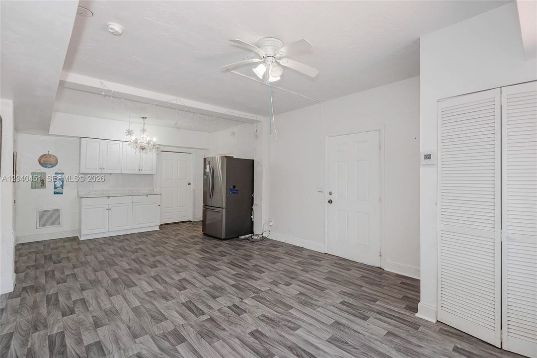 For Sale: $679,000 (0 beds, 0 baths, 1762 Square Feet)