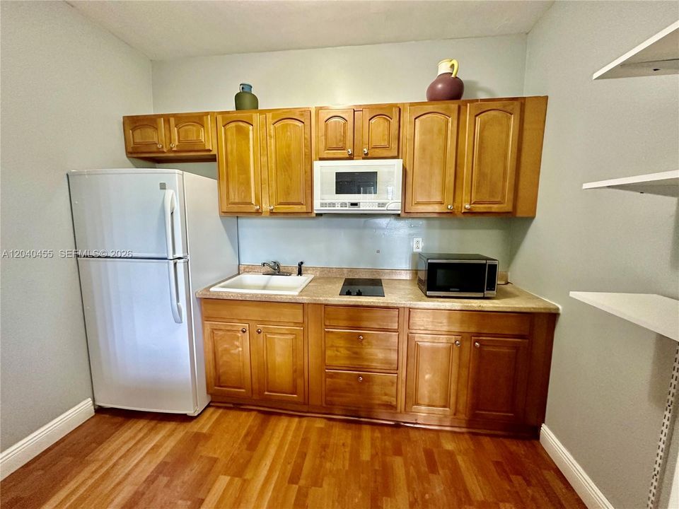 En Venta: $120,000 (1 camas, 1 baños, 371 Pies cuadrados)