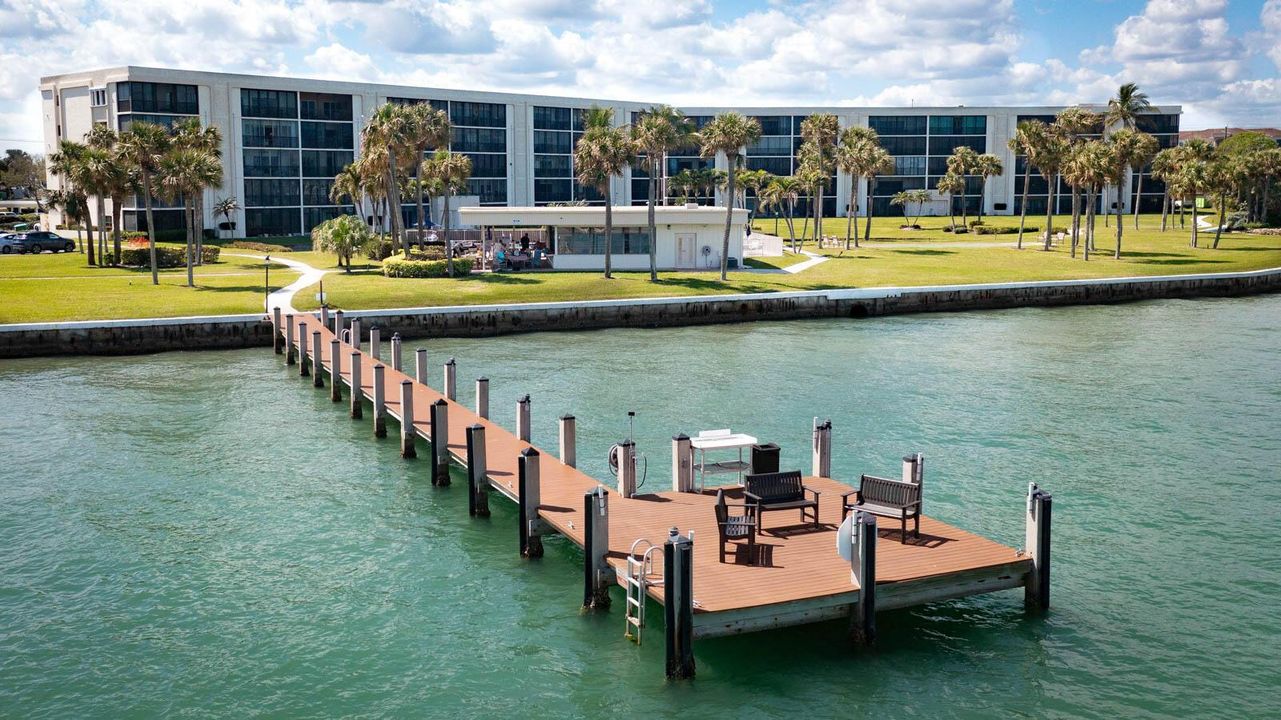 300 Intracoastal Place Apt 203-27