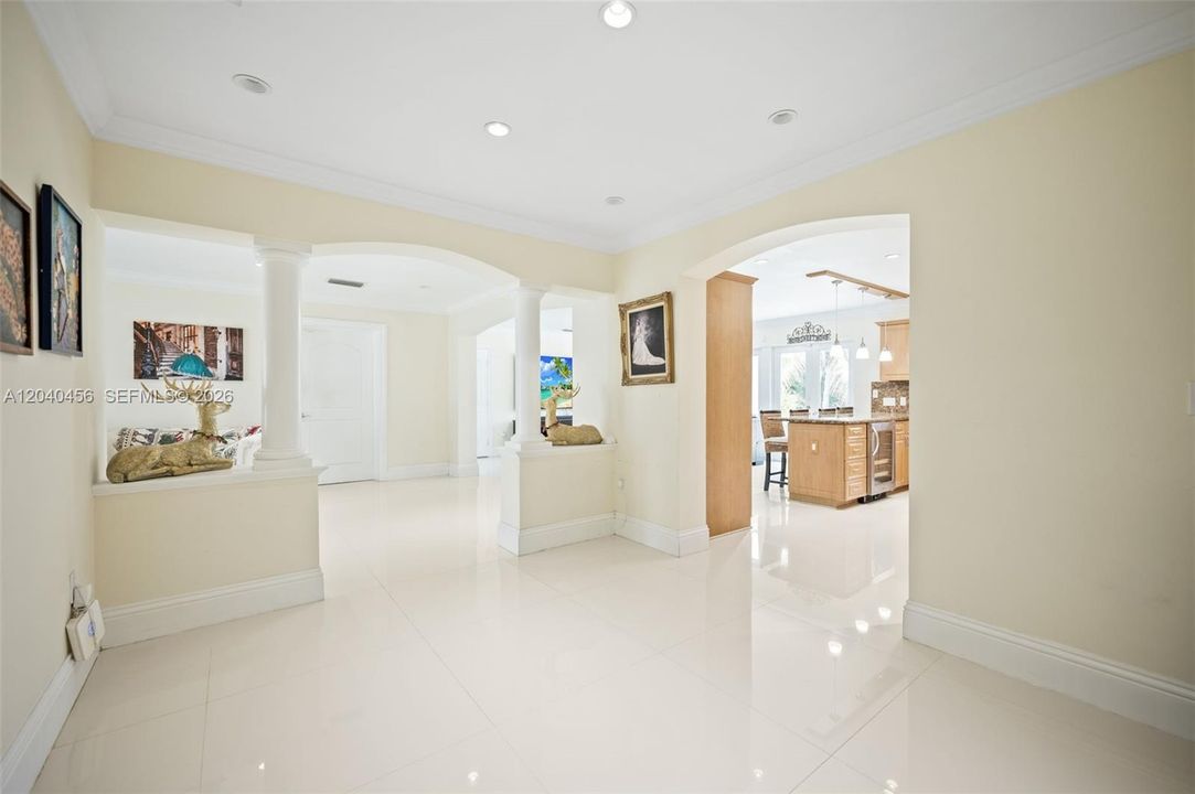 En Venta: $2,000,000 (5 camas, 3 baños, 1852 Pies cuadrados)