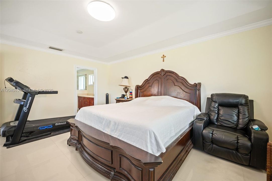 En Venta: $2,000,000 (5 camas, 3 baños, 1852 Pies cuadrados)