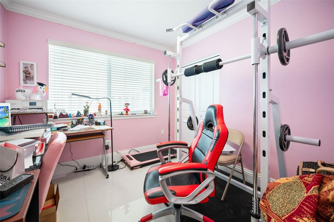 En Venta: $2,000,000 (5 camas, 3 baños, 1852 Pies cuadrados)
