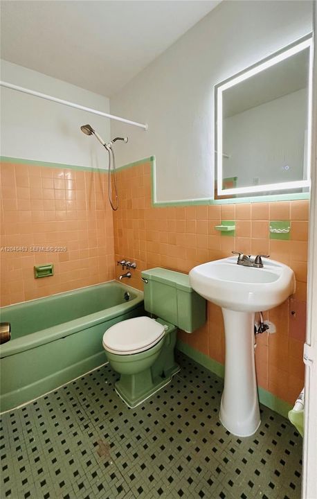 En Renta: $1,950 (1 camas, 1 baños, 825 Pies cuadrados)