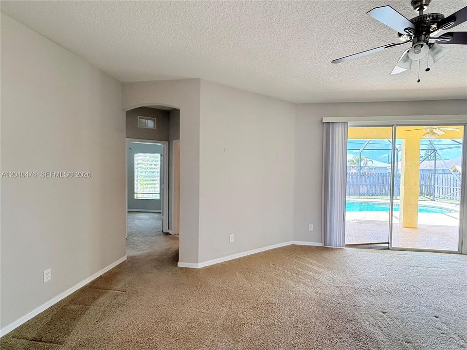 For Sale: $474,900 (4 beds, 2 baths, 2250 Square Feet)