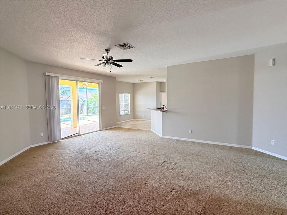 For Sale: $474,900 (4 beds, 2 baths, 2250 Square Feet)