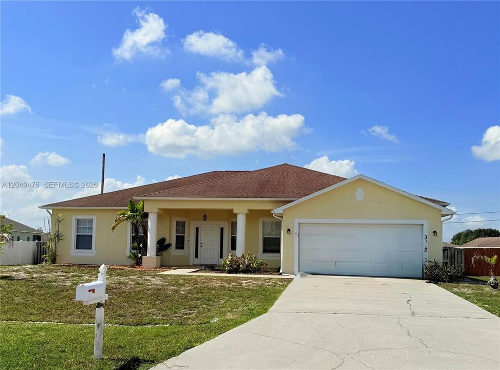 For Sale: $474,900 (4 beds, 2 baths, 2250 Square Feet)