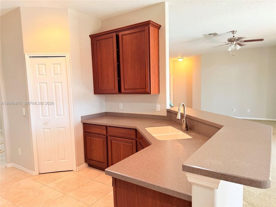For Sale: $474,900 (4 beds, 2 baths, 2250 Square Feet)
