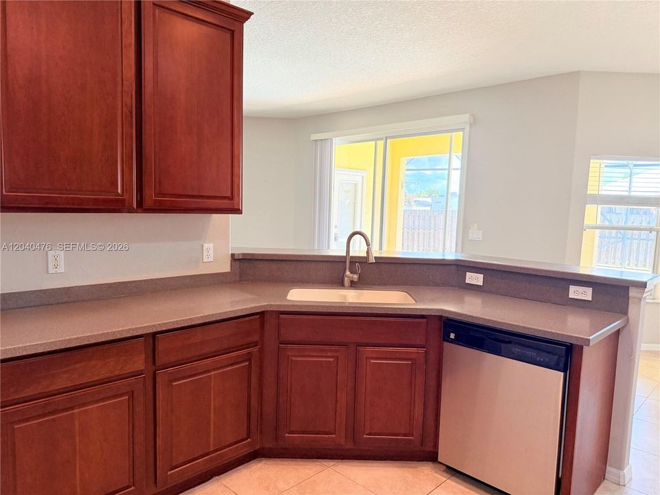 For Sale: $474,900 (4 beds, 2 baths, 2250 Square Feet)
