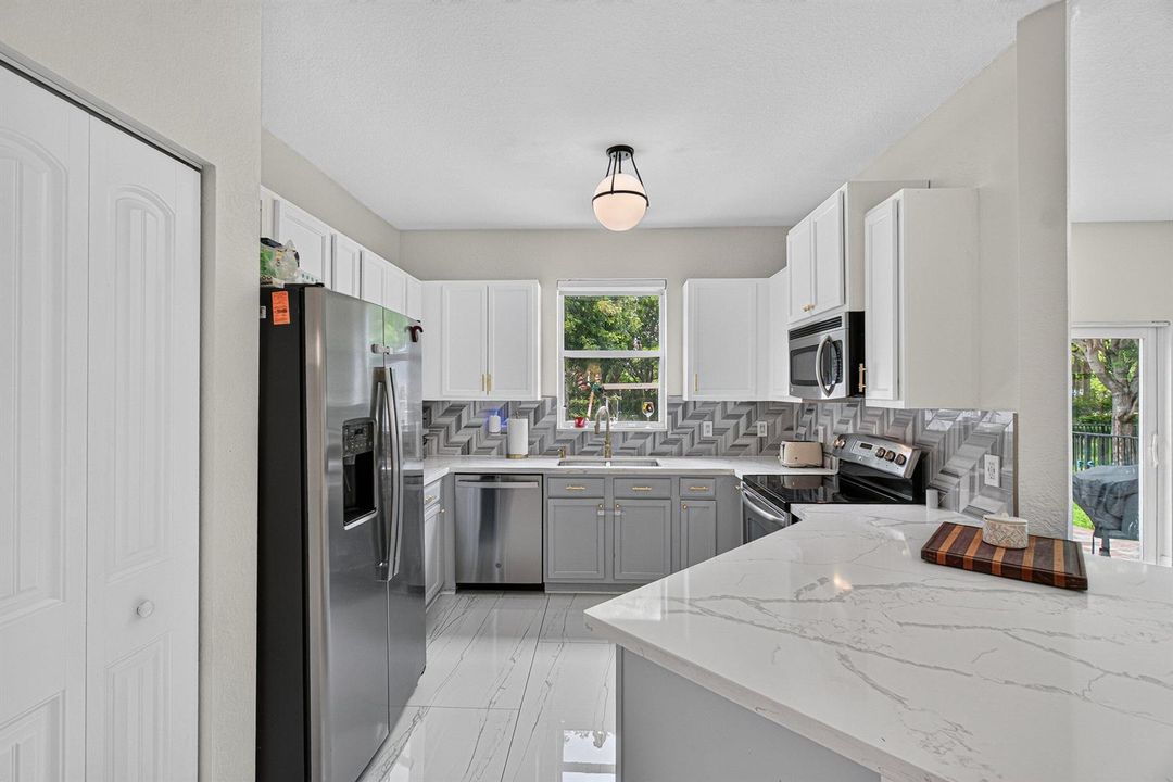 017-6455AzuraLakeRoad-Greenacres-FL-3346
