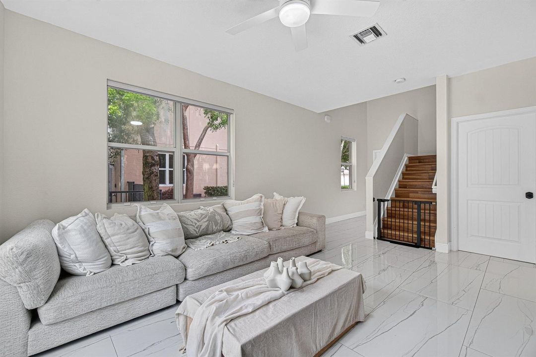 009-6455AzuraLakeRoad-Greenacres-FL-3346
