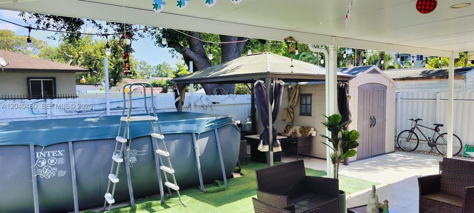 En Venta: $549,900 (3 camas, 2 baños, 1290 Pies cuadrados)