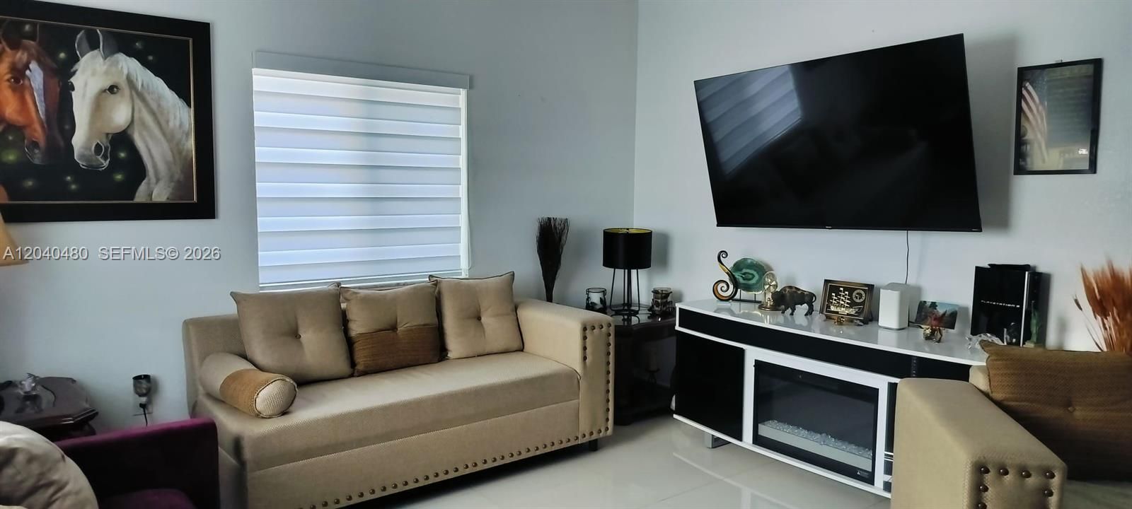 En Venta: $549,900 (3 camas, 2 baños, 1290 Pies cuadrados)