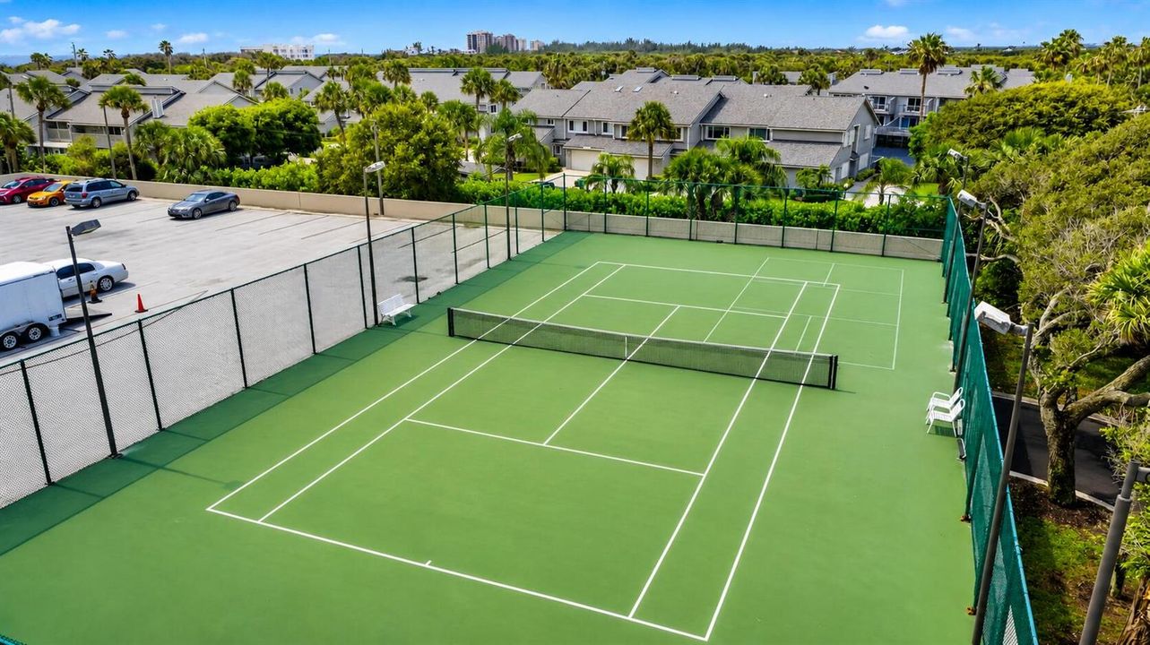 TENNIS
