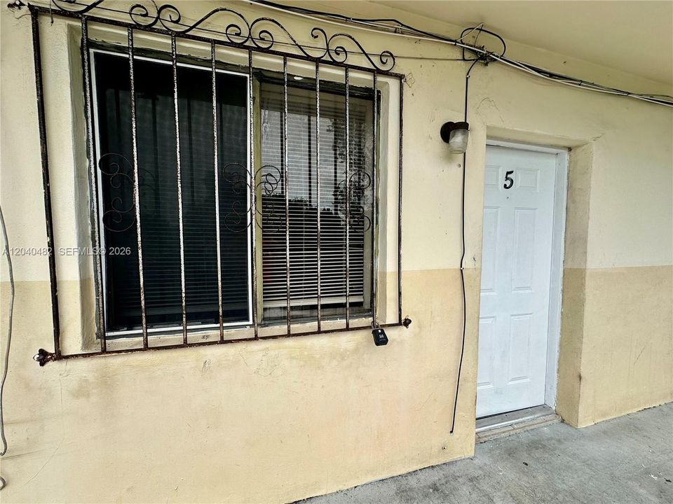 В аренду: $1,485 (1 спален, 1 ванн, 8560 Квадратных фут)