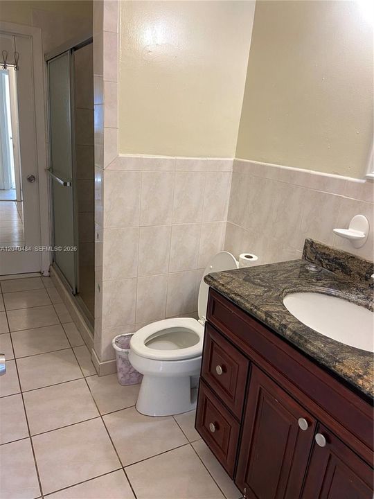 For Rent: $3,150 (4 beds, 2 baths, 2155 Square Feet)
