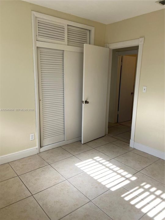 For Rent: $3,150 (4 beds, 2 baths, 2155 Square Feet)